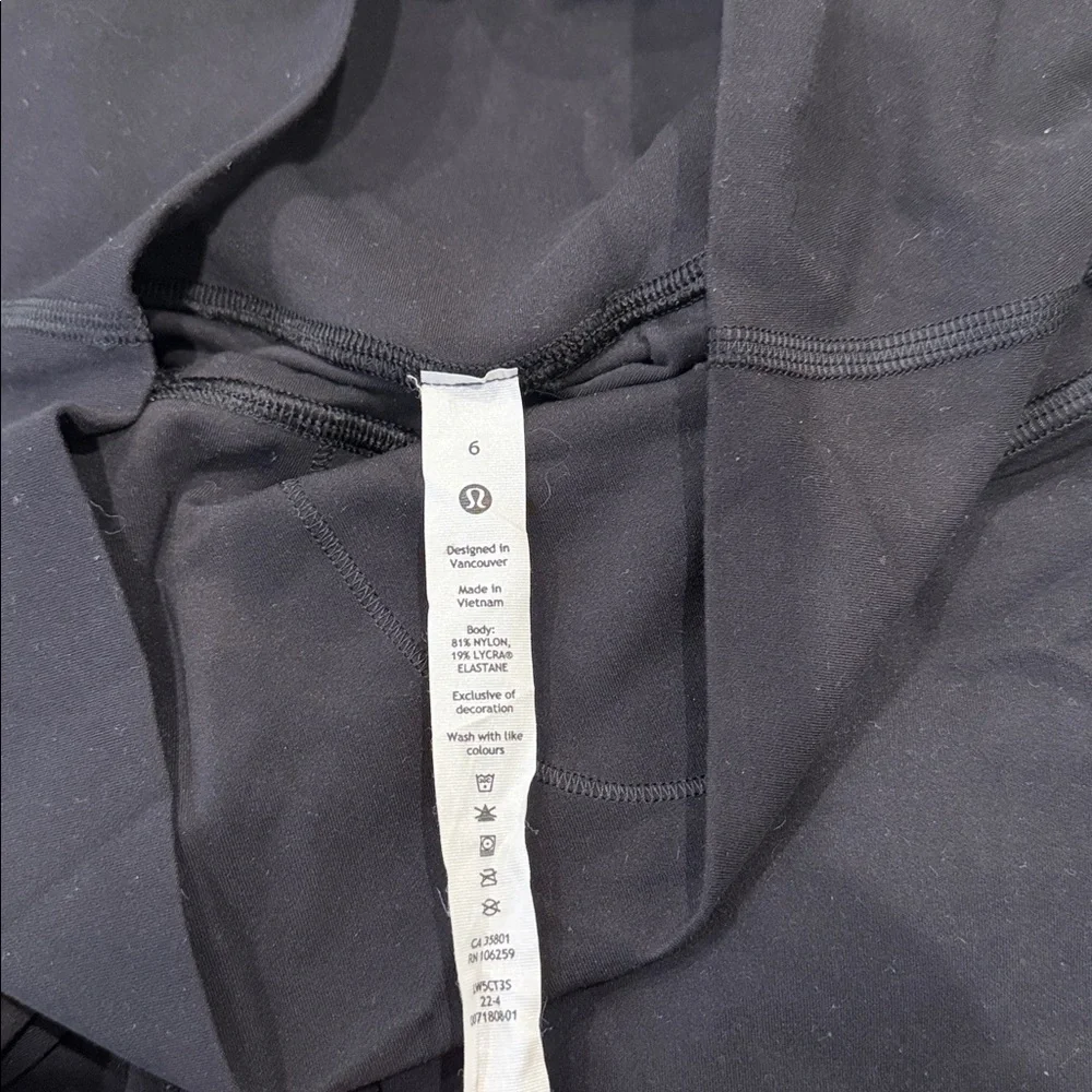 NWOT! Lululemon Align - size 6 - Picture 4 of 4